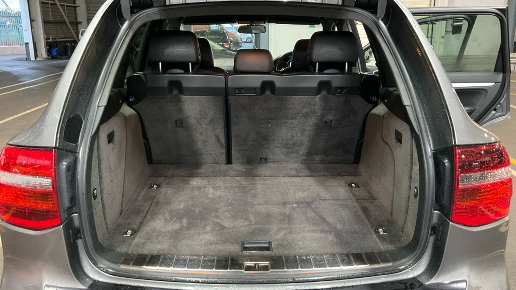 Used Porsche Cayenne 2007 for sale - 76637470: Photo 11