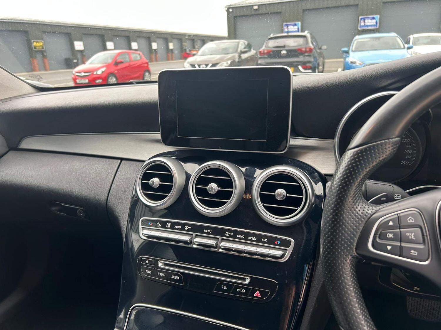 Used Mercedes-Benz C Class 2016 for sale - 76637463: Photo 16