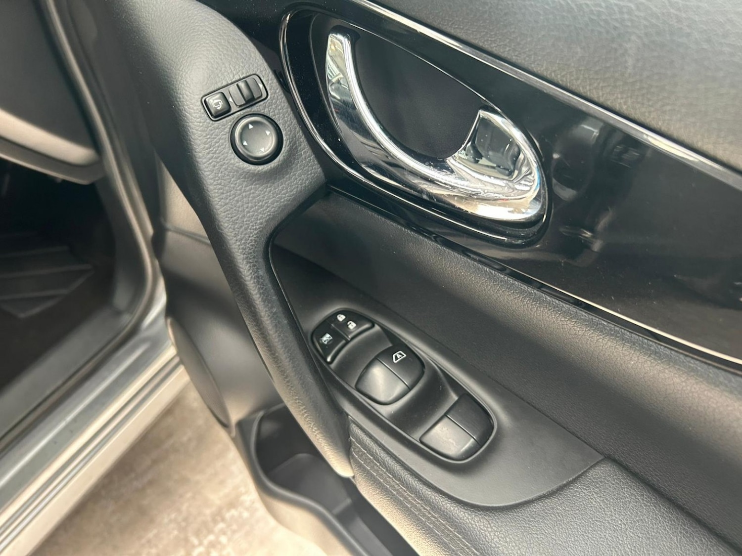 Used Nissan Qashqai 2016 for sale - 76692789: Photo 17