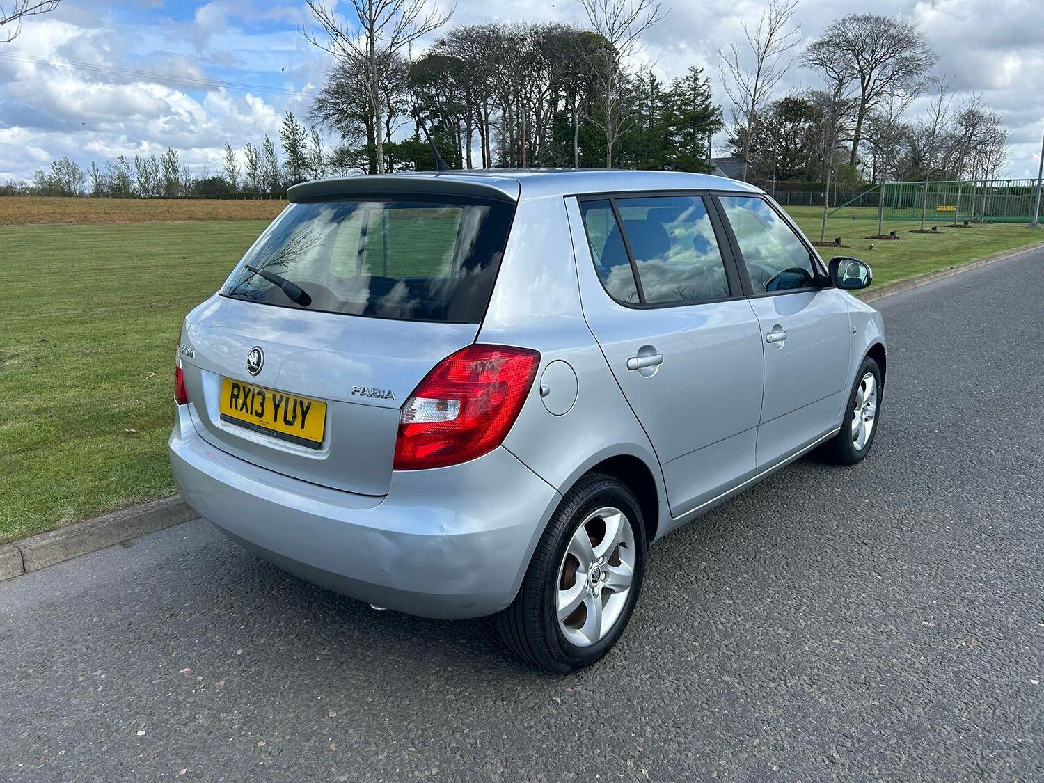 Used Skoda Fabia 2013 for sale - 77195502: Photo 6