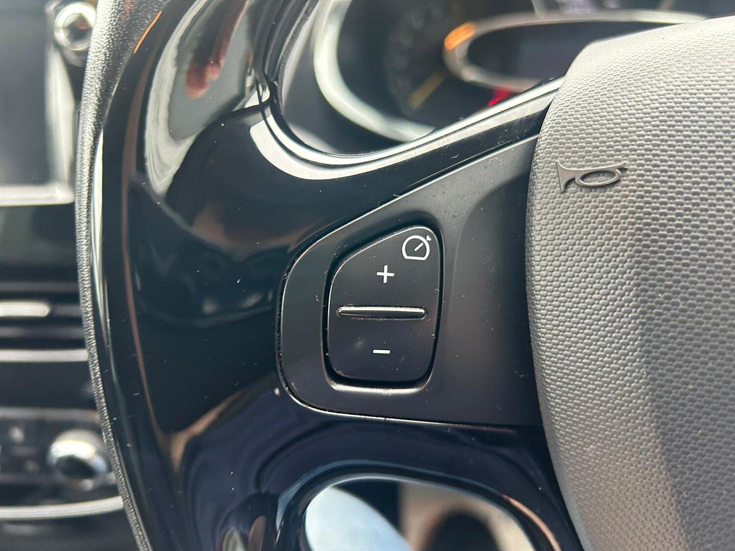 Used Renault Clio 2014 for sale - 76273310: Photo 17