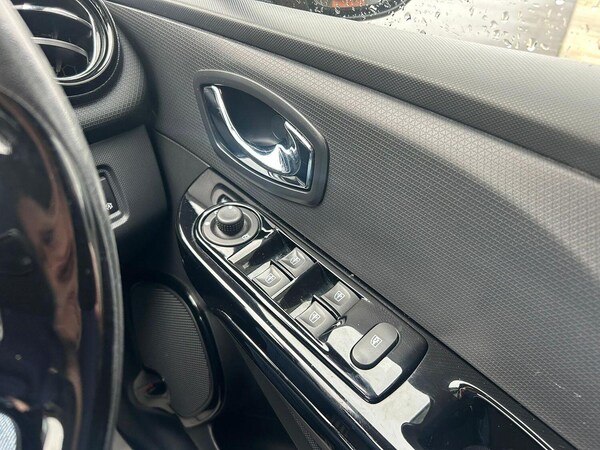 Used Renault Clio 2014 for sale - 76273310: Photo 19