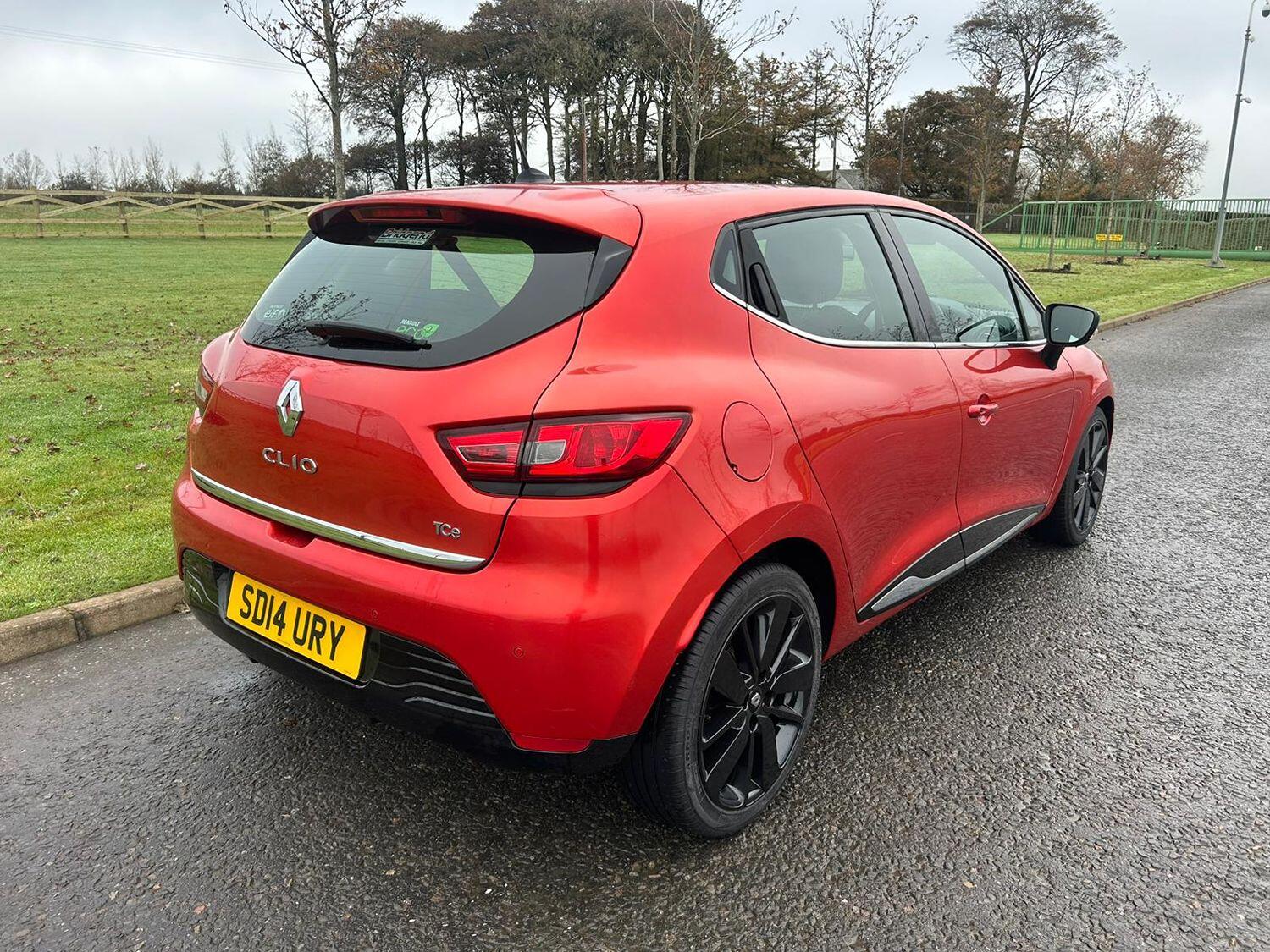 Used Renault Clio 2014 for sale - 76273310: Photo 3