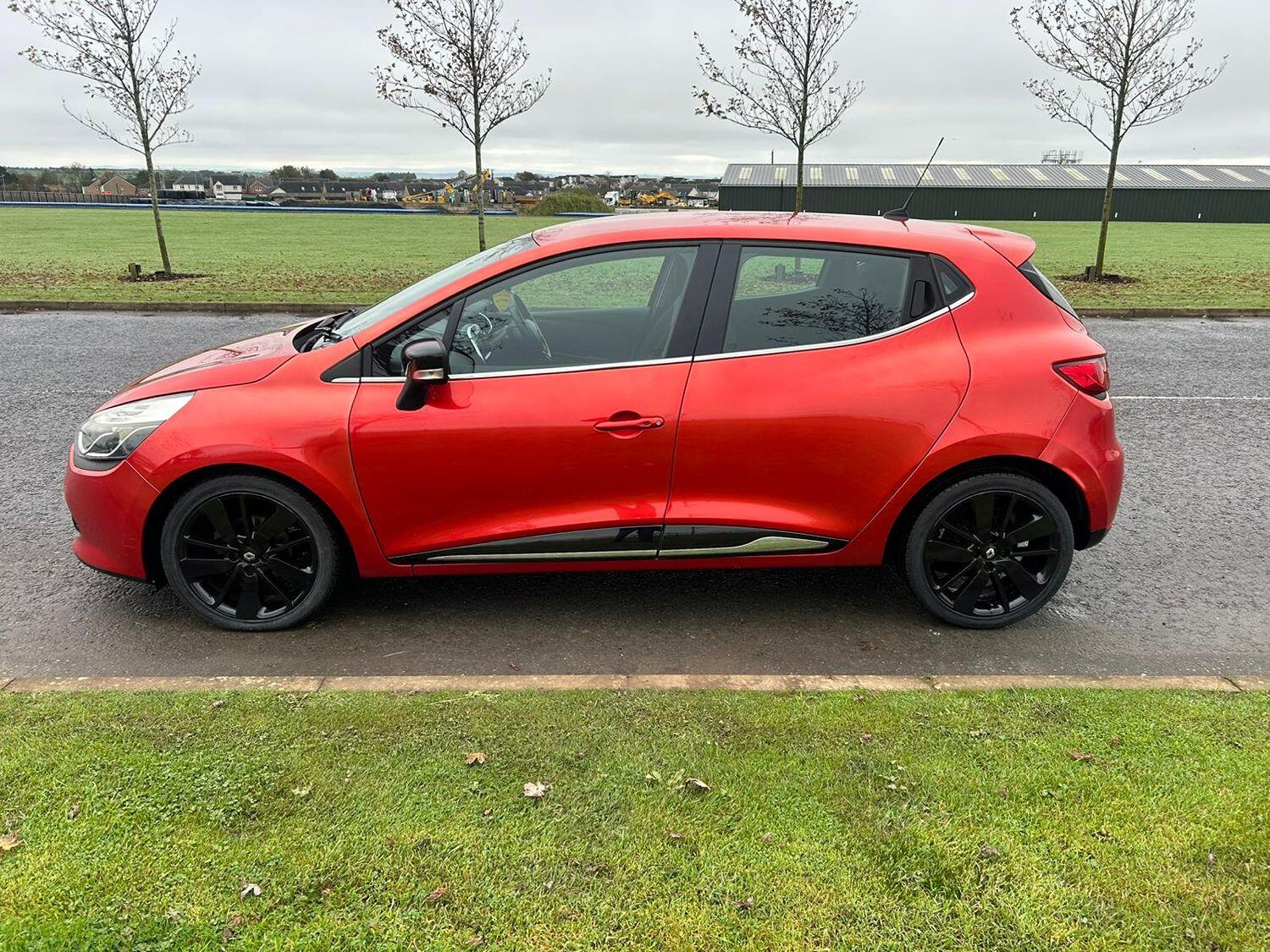 Used Renault Clio 2014 for sale - 76273310: Photo 4