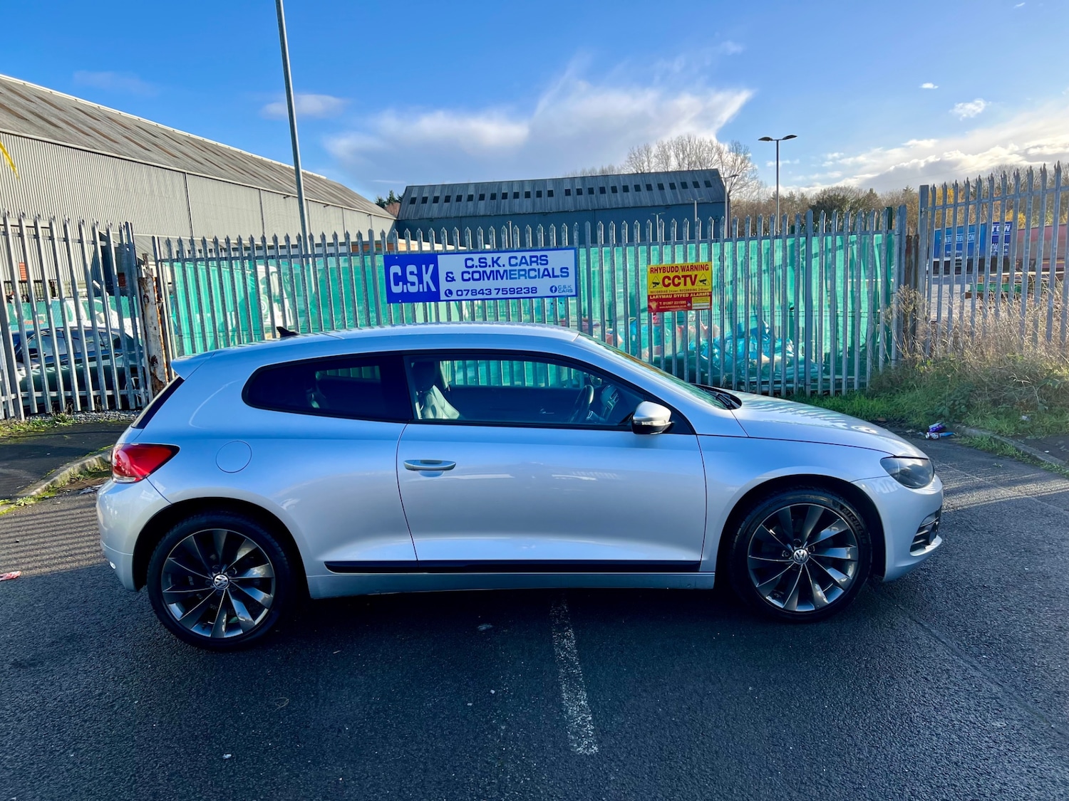 Used Volkswagen Scirocco 2013 for sale - 76855341: Photo 4