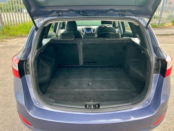 Used Hyundai i30 2013 for sale - 74760603: Photo 9