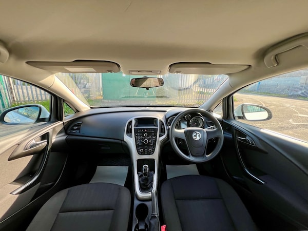 Used Vauxhall Astra 2013 for sale - 74760607: Photo 14