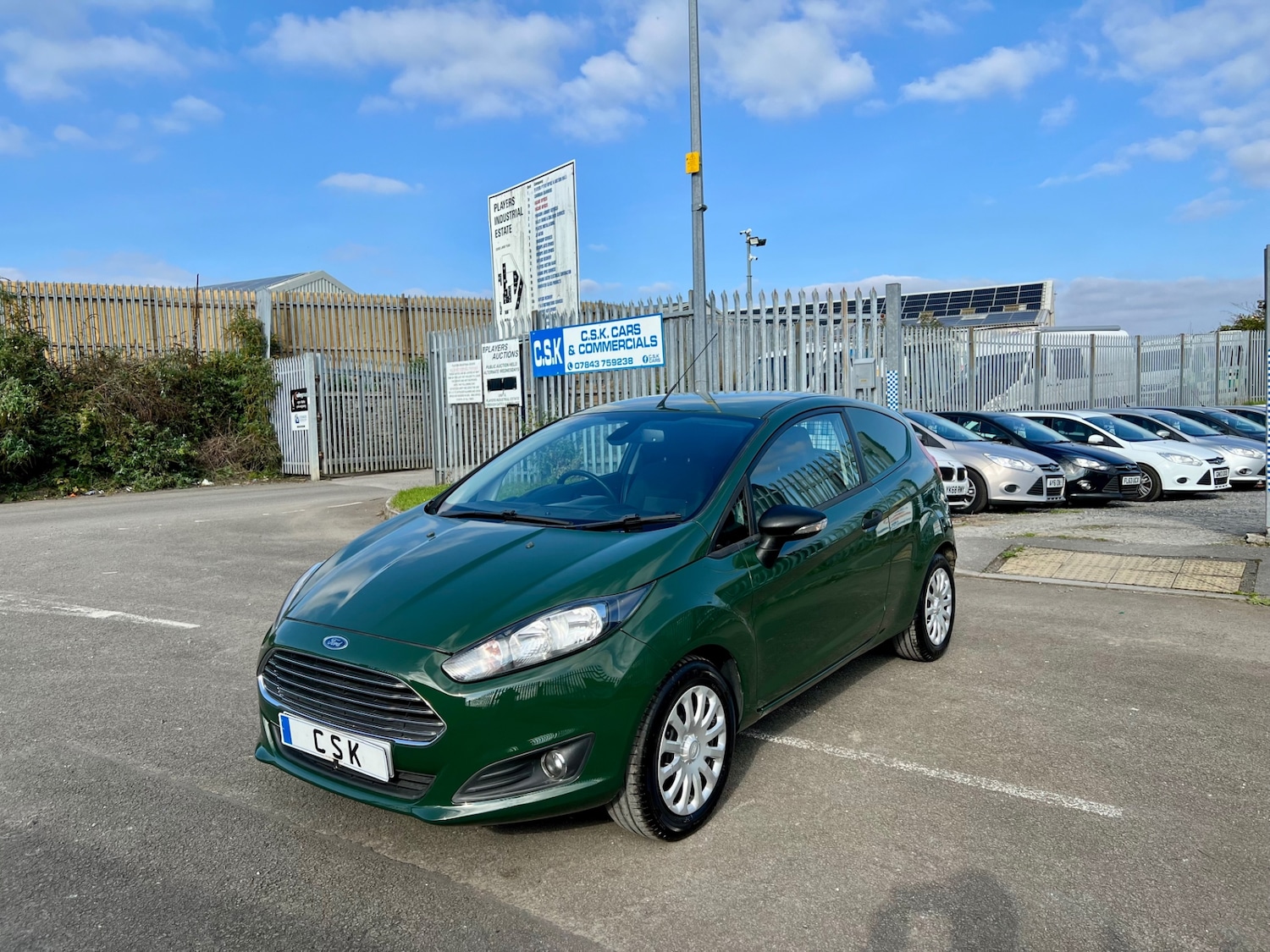 Used Ford Fiesta 2015 for sale - 76282542: Photo 3