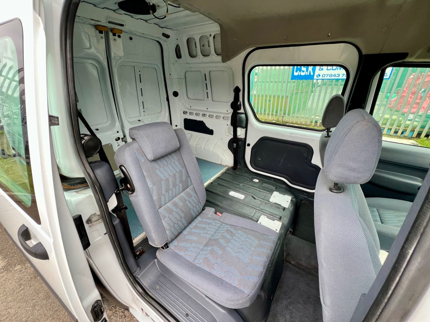 Used Ford Transit Connect 2009 for sale - 77799492: Photo 10