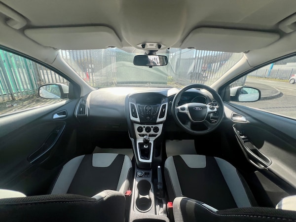 Used Ford Focus 2013 for sale - 74100369: Photo 12