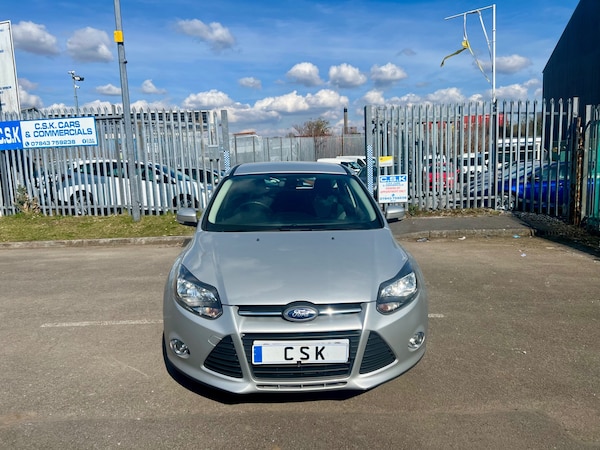 Used Ford Focus 2013 for sale - 74100369: Photo 2
