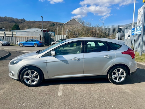 Used Ford Focus 2013 for sale - 74100369: Photo 8