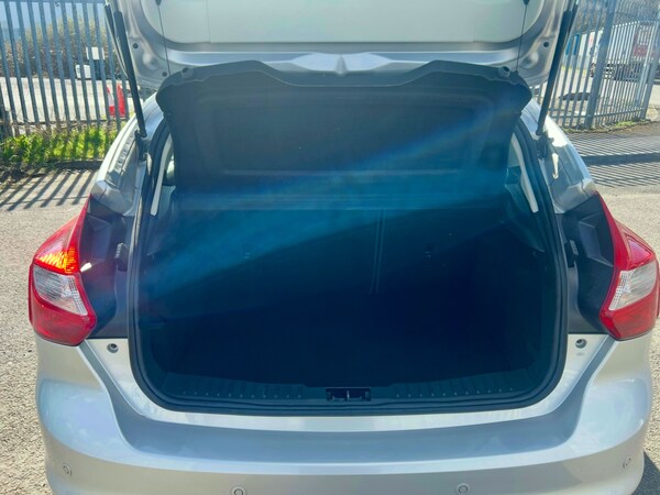 Used Ford Focus 2013 for sale - 74100369: Photo 9