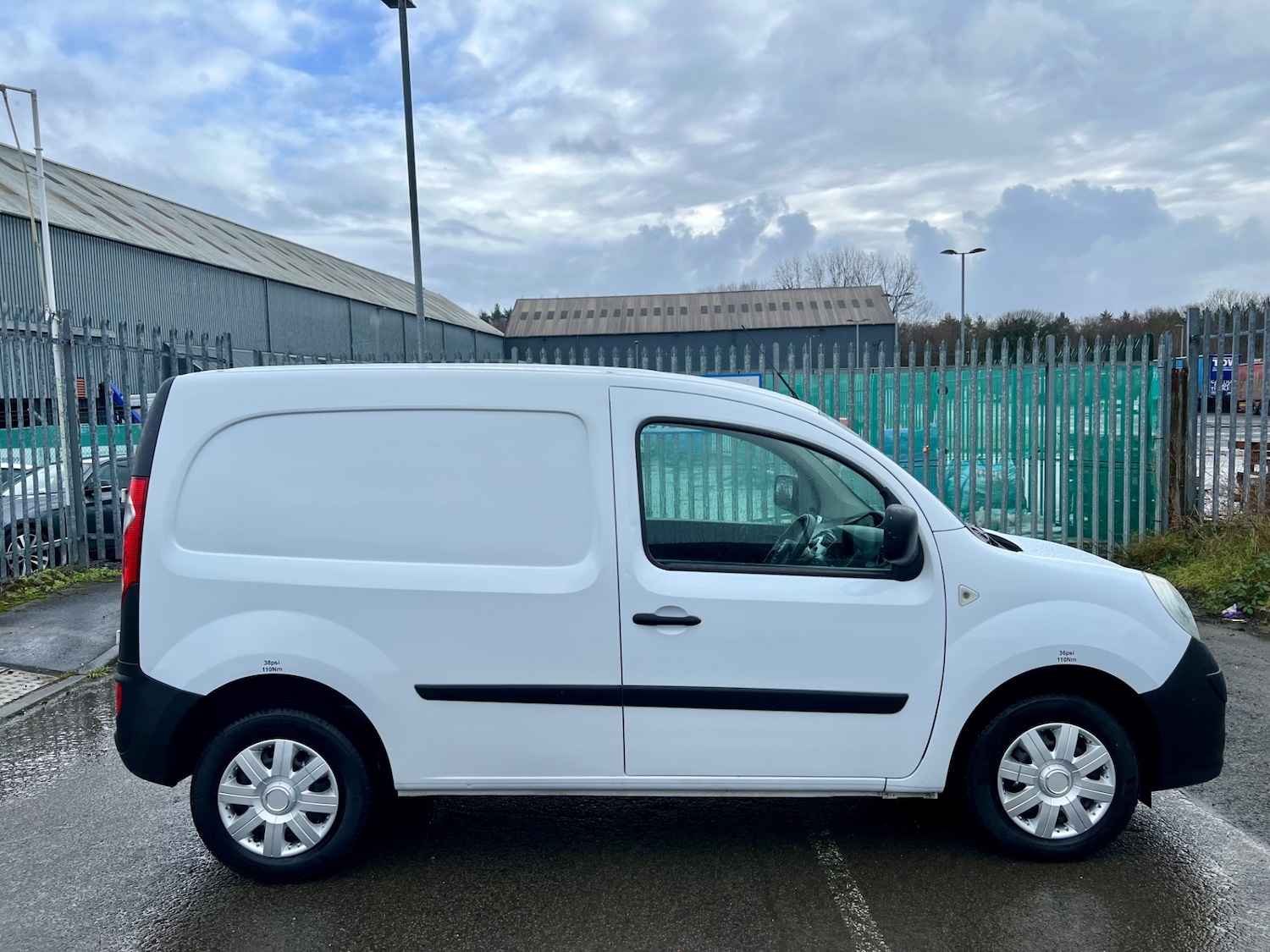 Used Renault Kangoo 2011 for sale - 77400216: Photo 4