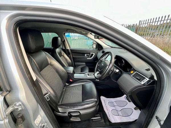 Used Land Rover Discovery 2024 for sale - 76282560: Photo 15