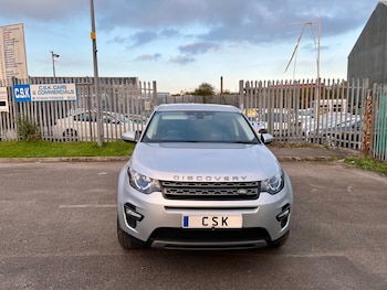 Used Land Rover Discovery 2024 for sale - 76282560: Photo 2