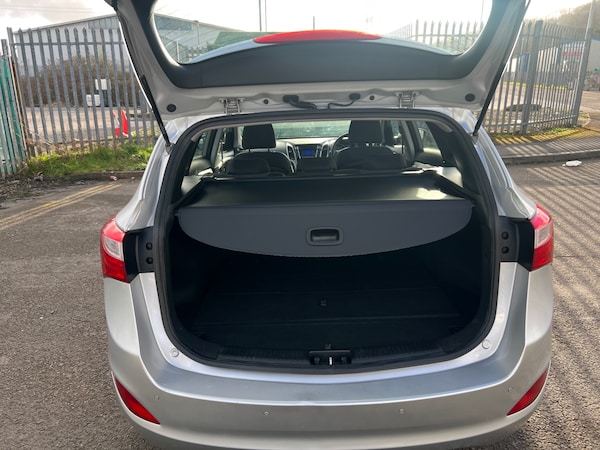 Used Hyundai i30 2014 for sale - 73837824: Photo 11