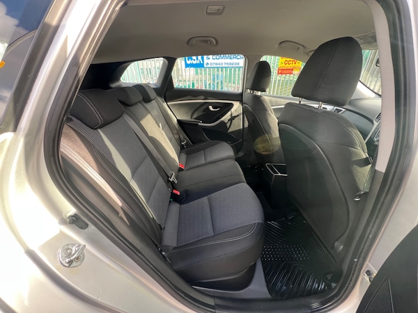Used Hyundai i30 2014 for sale - 73837824: Photo 9