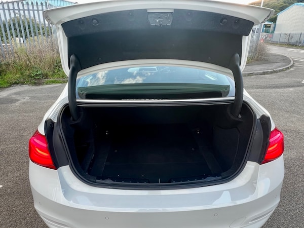 Used BMW 3 Series 2018 for sale - 76138766: Photo 11