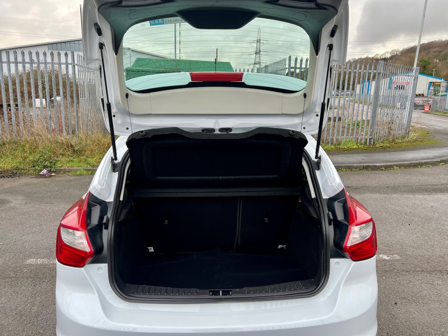 Used Ford Focus 2014 for sale - 77304754: Photo 9