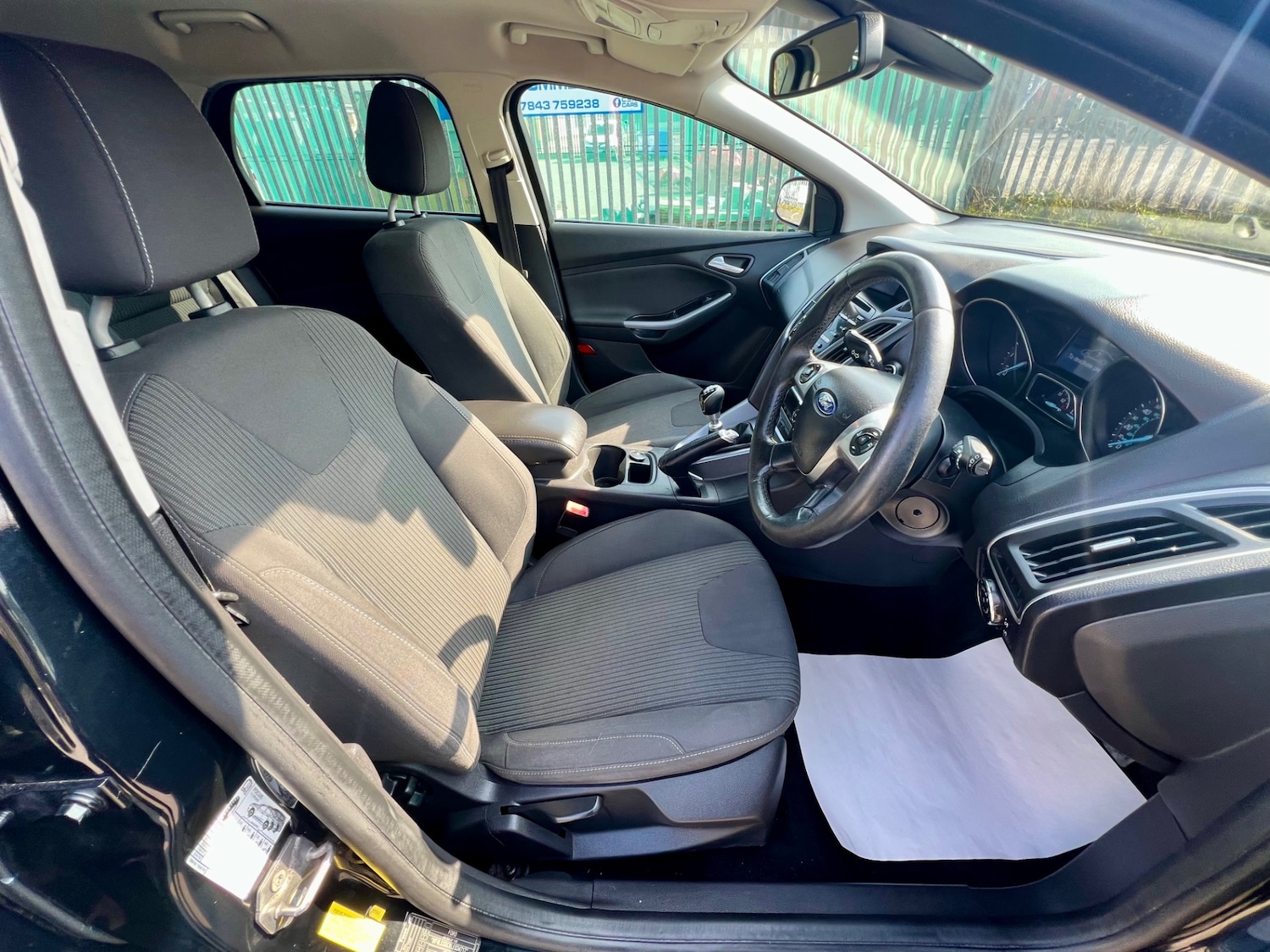 Used Ford Focus 2014 for sale - 77997630: Photo 14