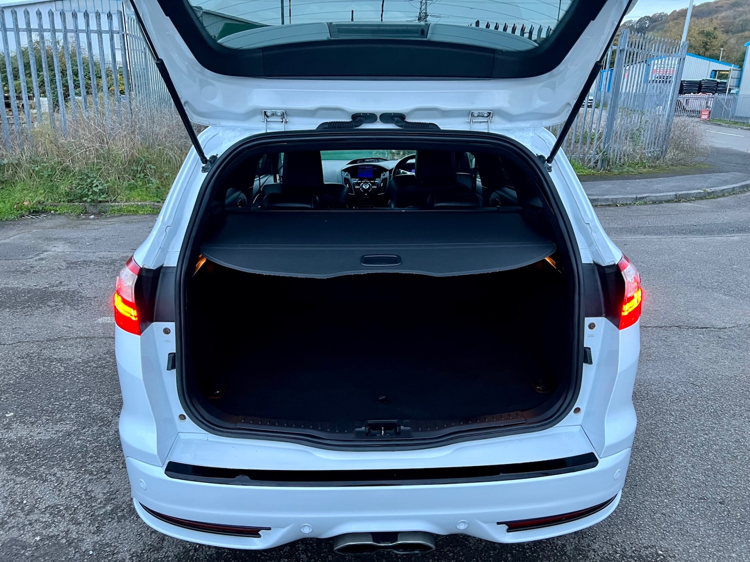 Used Ford Focus 2012 for sale - 76440076: Photo 11