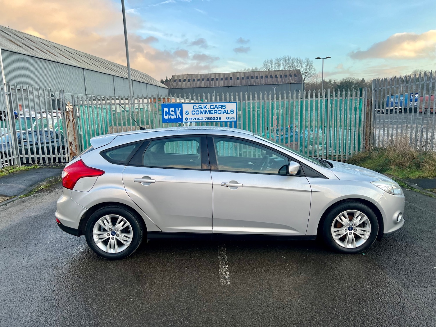 Used Ford Focus 2012 for sale - 77549260: Photo 4