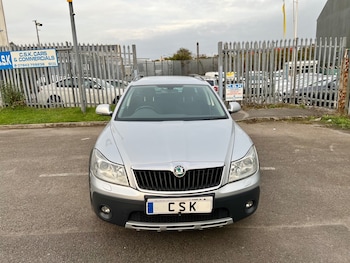Used Skoda Octavia 2013 for sale - 76281832: Photo