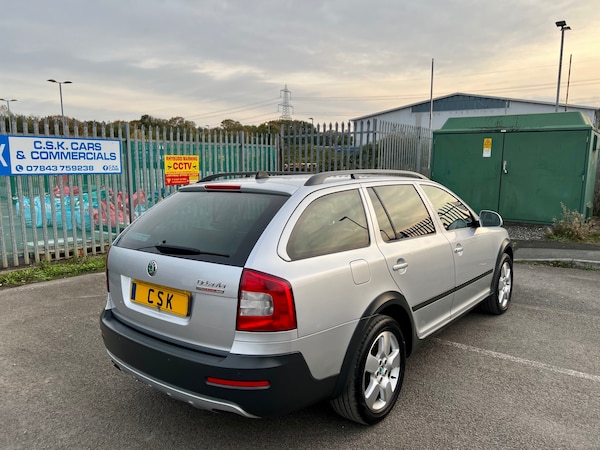 Used Skoda Octavia 2013 for sale - 76281832: Photo 5