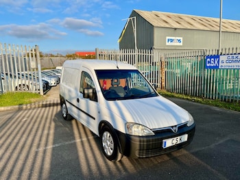 Vauxhall - Combo