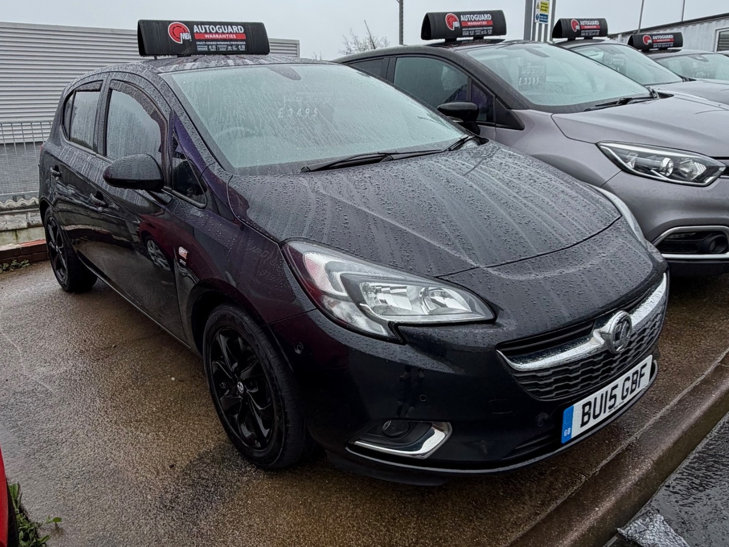 Used Vauxhall Corsa 2015 for sale - 78040073: Photo 2