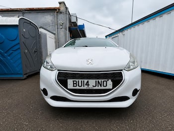 Peugeot 208 feature image
