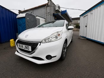 Used Peugeot 208 2014 for sale - 79693023: Photo