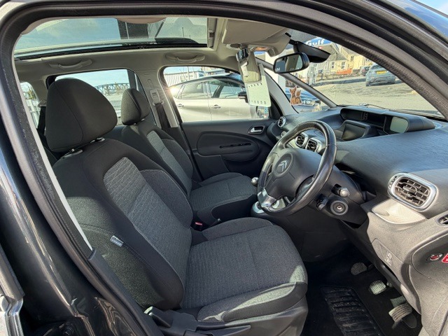 Used Citroen C3 Picasso 2017 for sale - 77901029: Photo 7