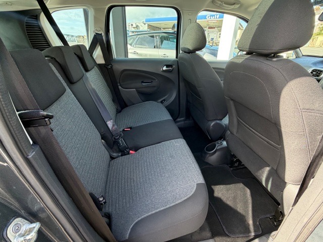 Used Citroen C3 Picasso 2017 for sale - 77901029: Photo 8