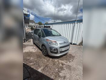Used Citroen C3 Picasso 2016 for sale - 79688601: Photo