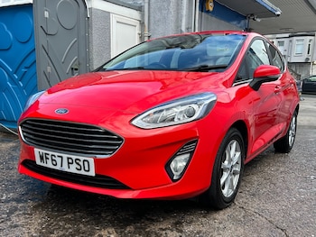 Used Ford Fiesta 2017 for sale - 79004368: Photo
