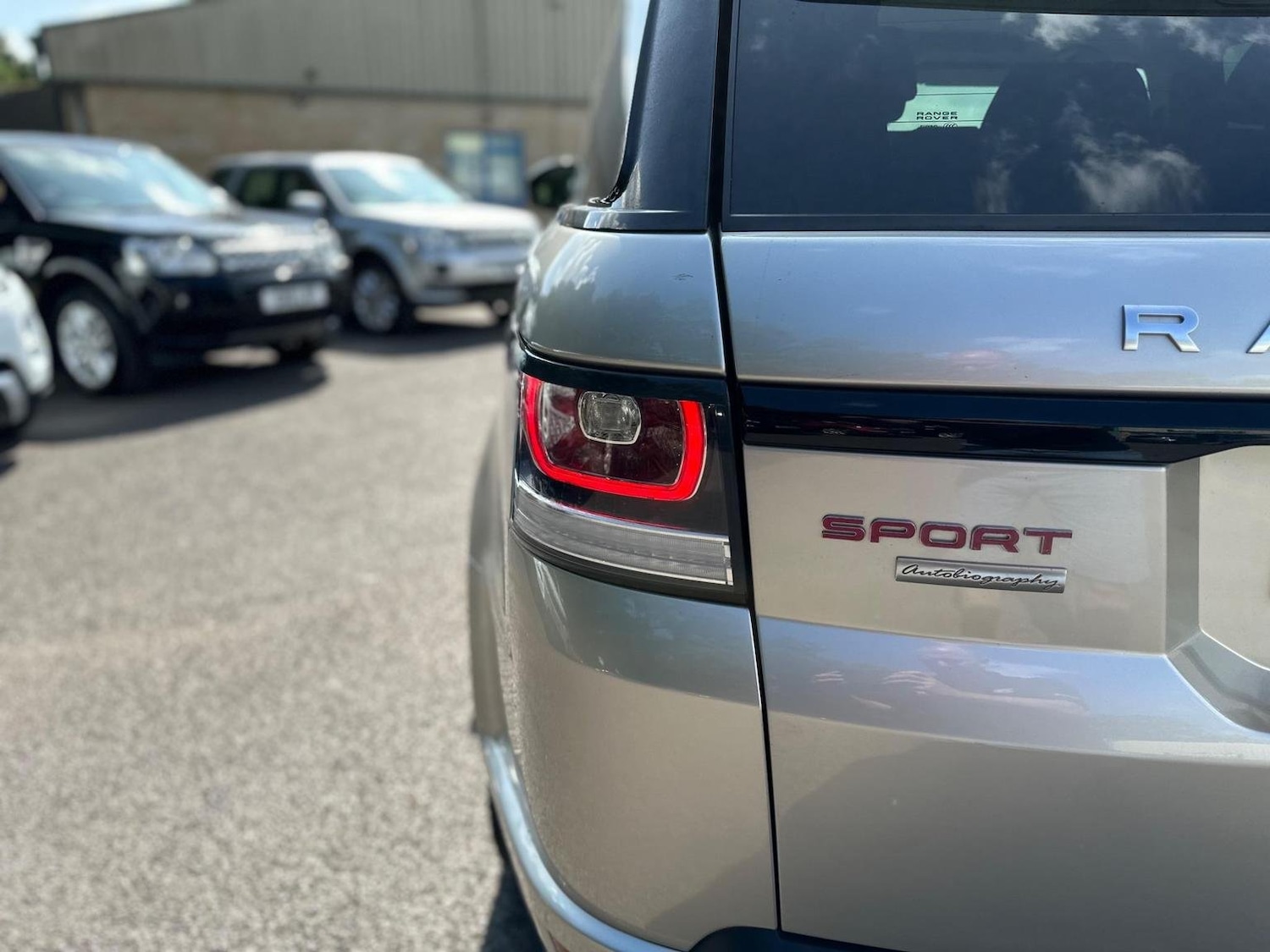 Used Land Rover Range Rover Sport 2016 for sale - 77147952: Photo 13