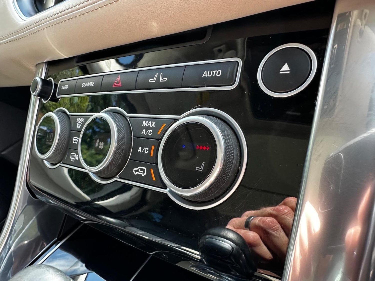 Used Land Rover Range Rover Sport 2016 for sale - 77147952: Photo 28