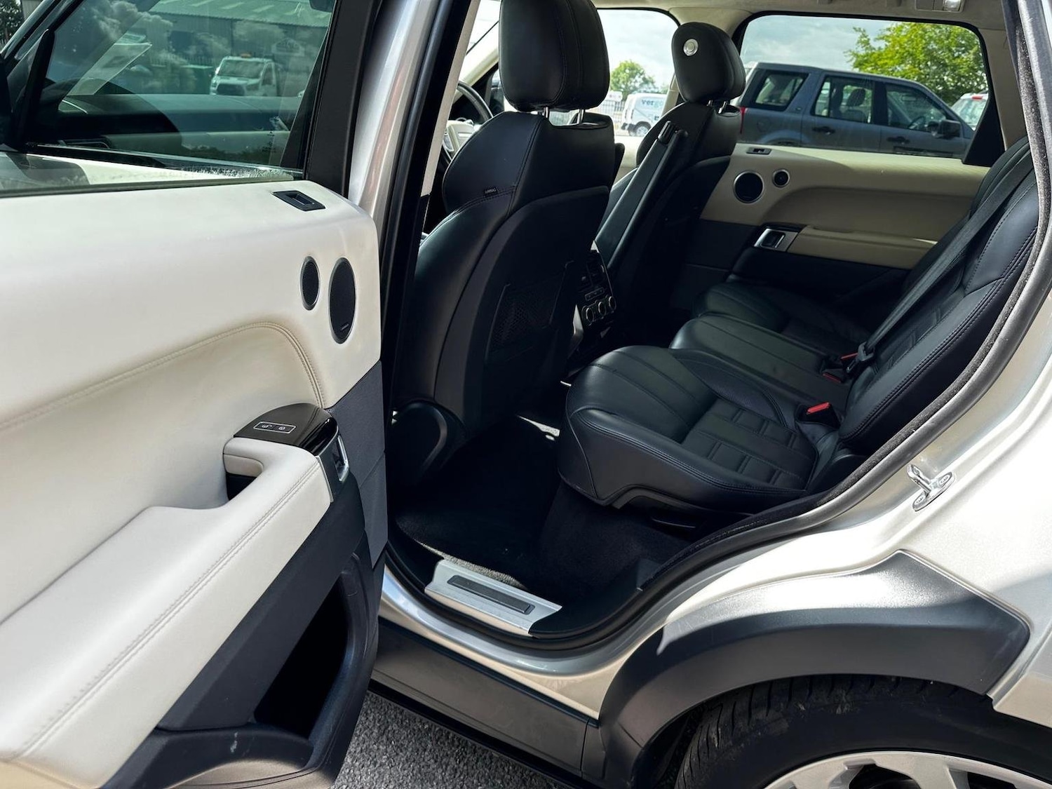 Used Land Rover Range Rover Sport 2016 for sale - 77147952: Photo 52