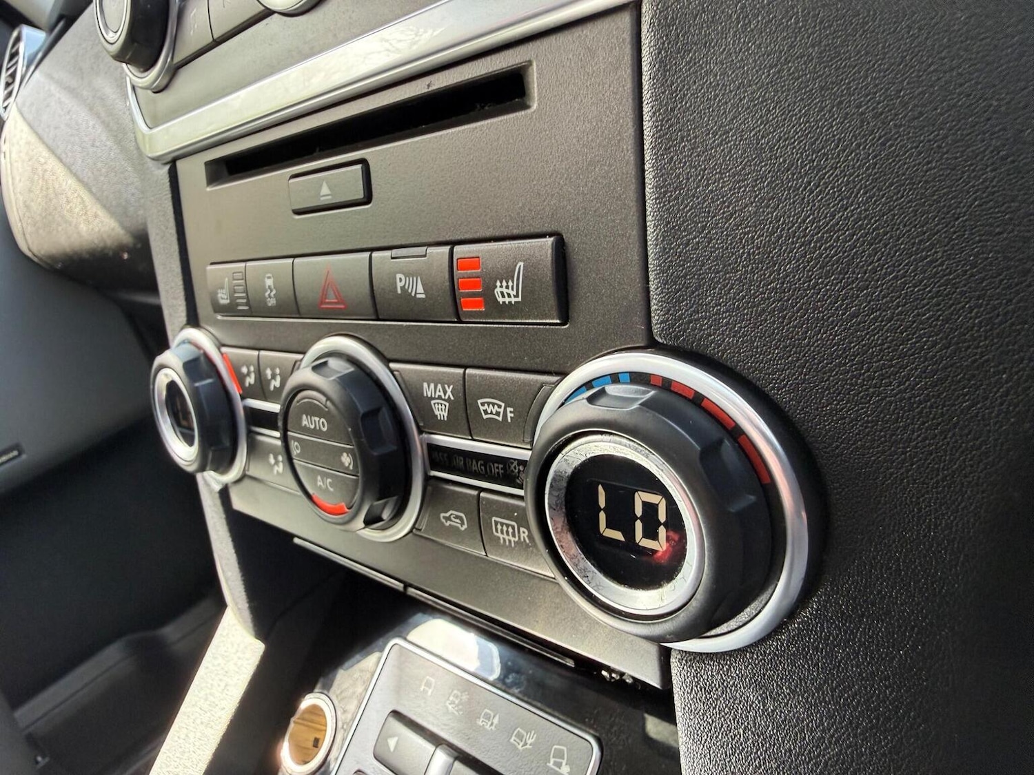 Used Land Rover Discovery 2014 for sale - 78168908: Photo 11