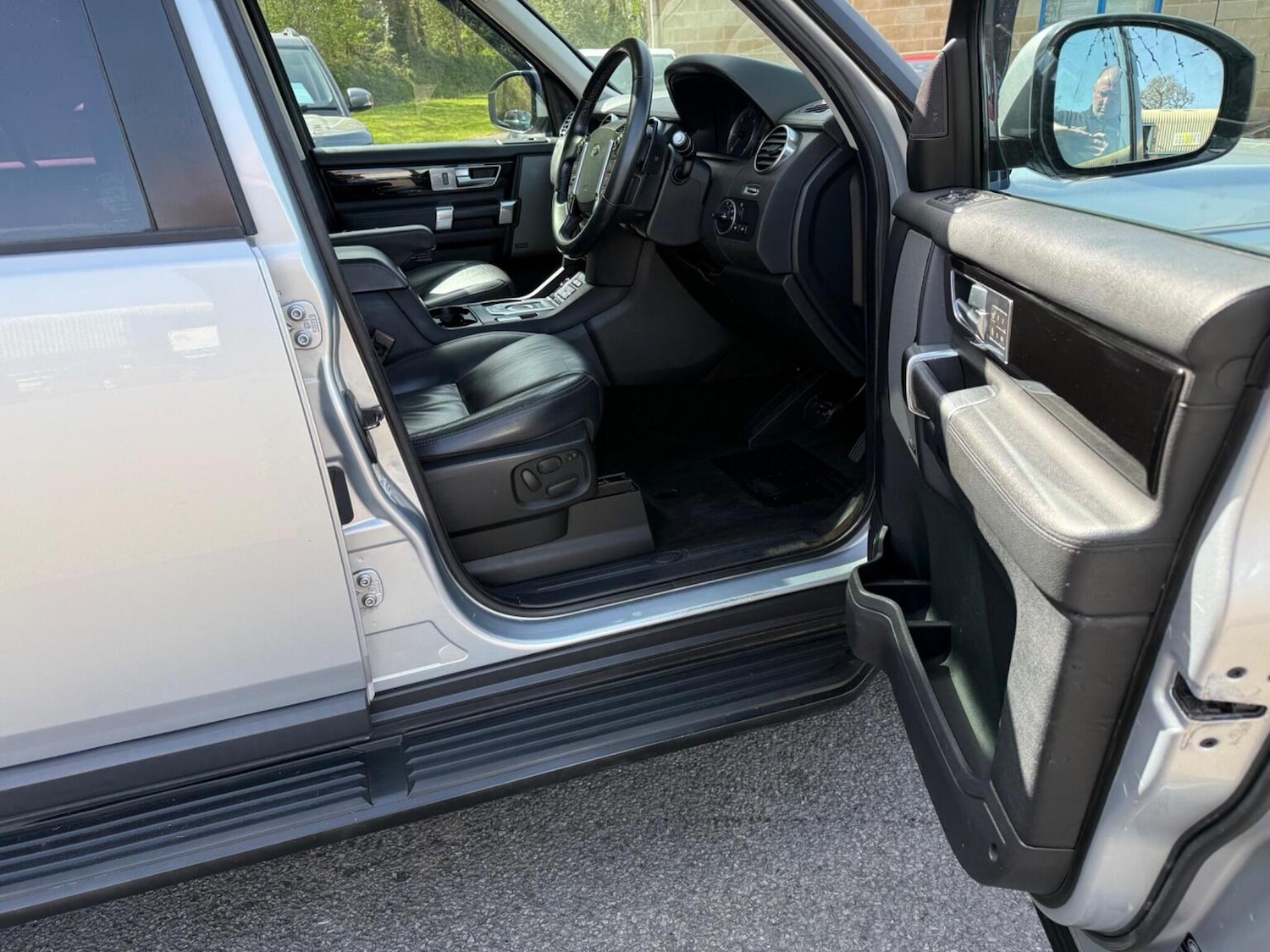 Used Land Rover Discovery 2014 for sale - 78168908: Photo 15