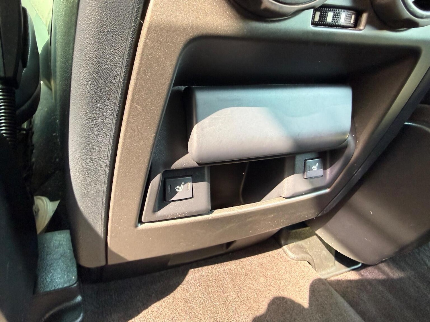 Used Land Rover Discovery 2014 for sale - 78168908: Photo 21