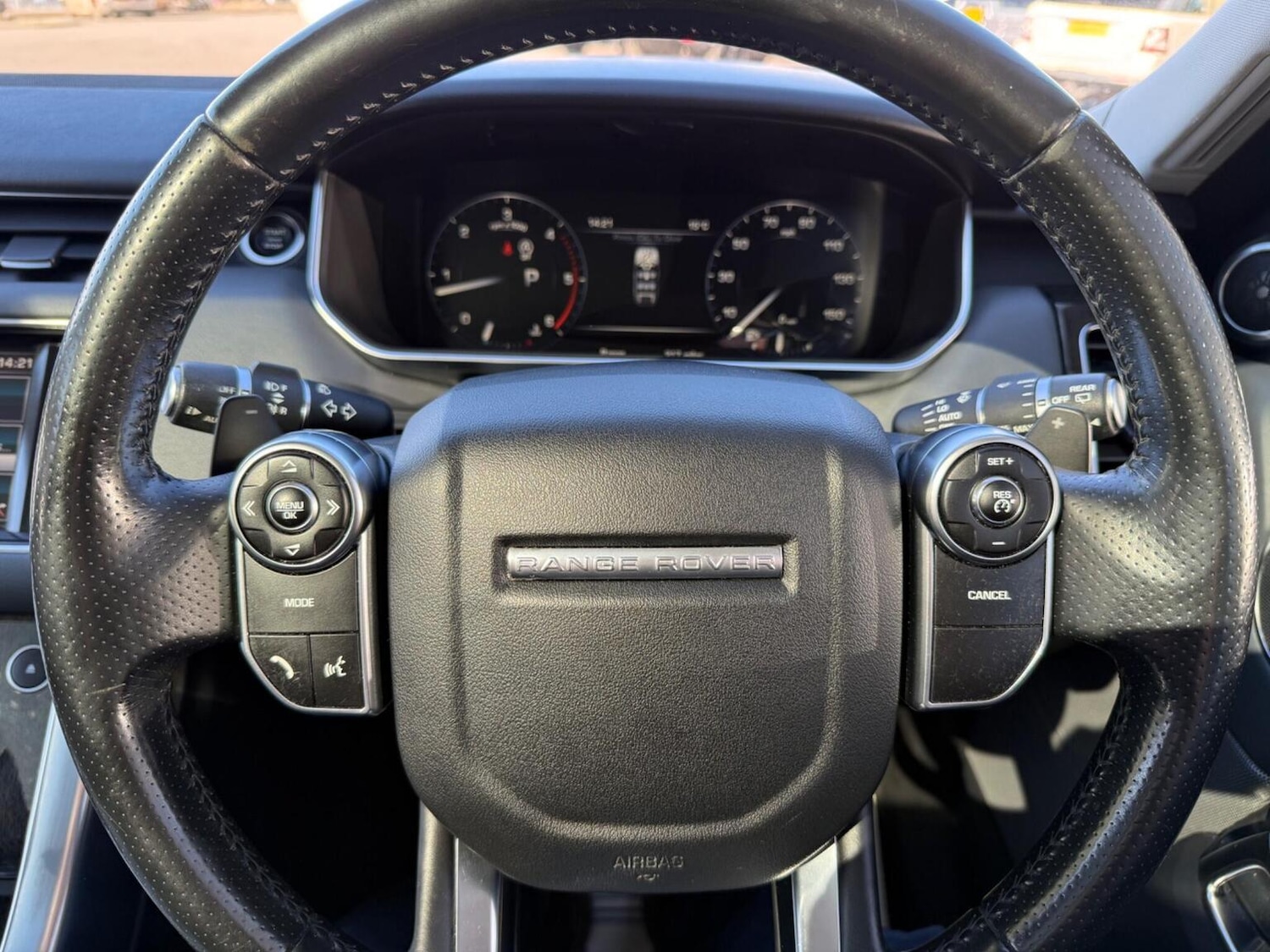 Used Land Rover Range Rover Sport 2014 for sale - 77938010: Photo 40