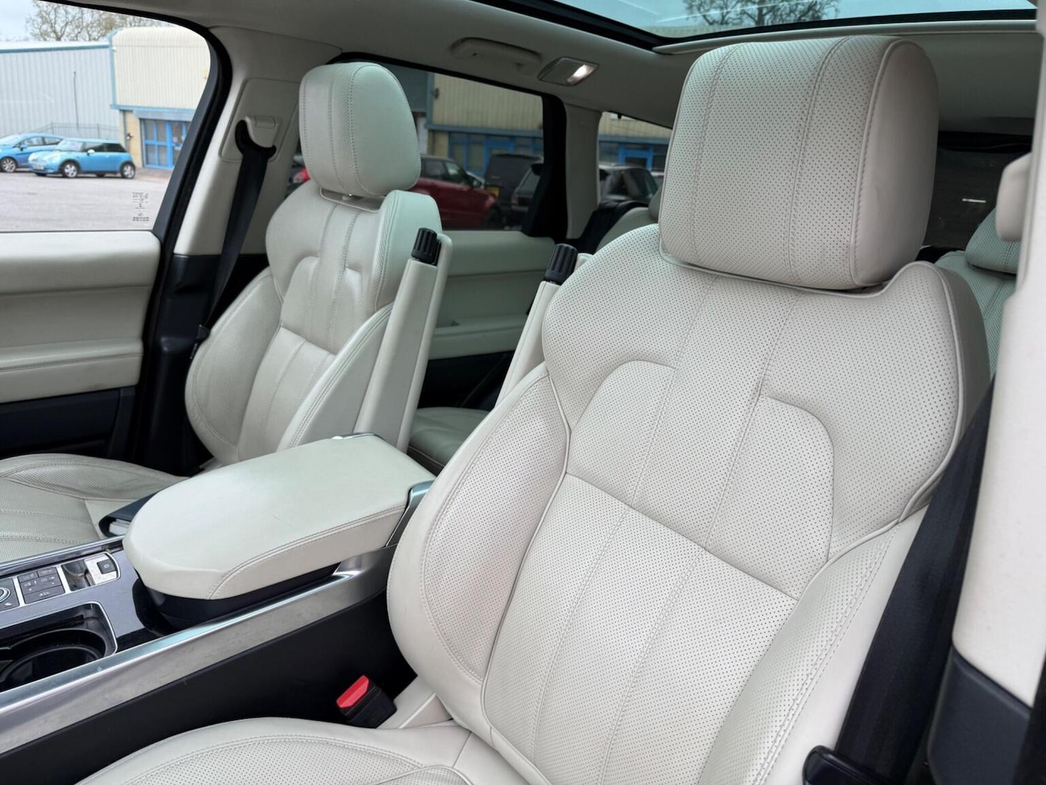 Used Land Rover Range Rover Sport 2015 for sale - 78004511: Photo 33