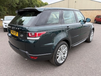 Used Land Rover Range Rover Sport 2016 for sale - 77707327: Photo