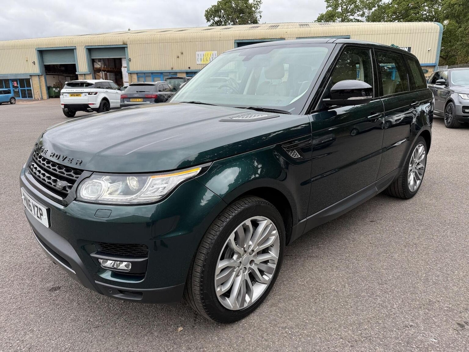 Used Land Rover Range Rover Sport 2016 for sale - 77707327: Photo 9