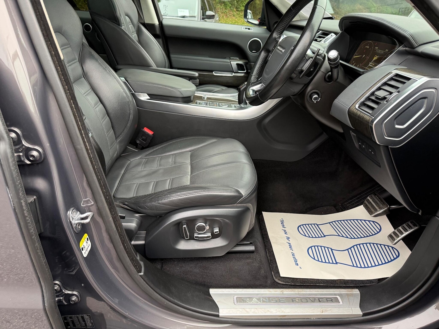 Used Land Rover Range Rover Sport 2016 for sale - 76398077: Photo 14