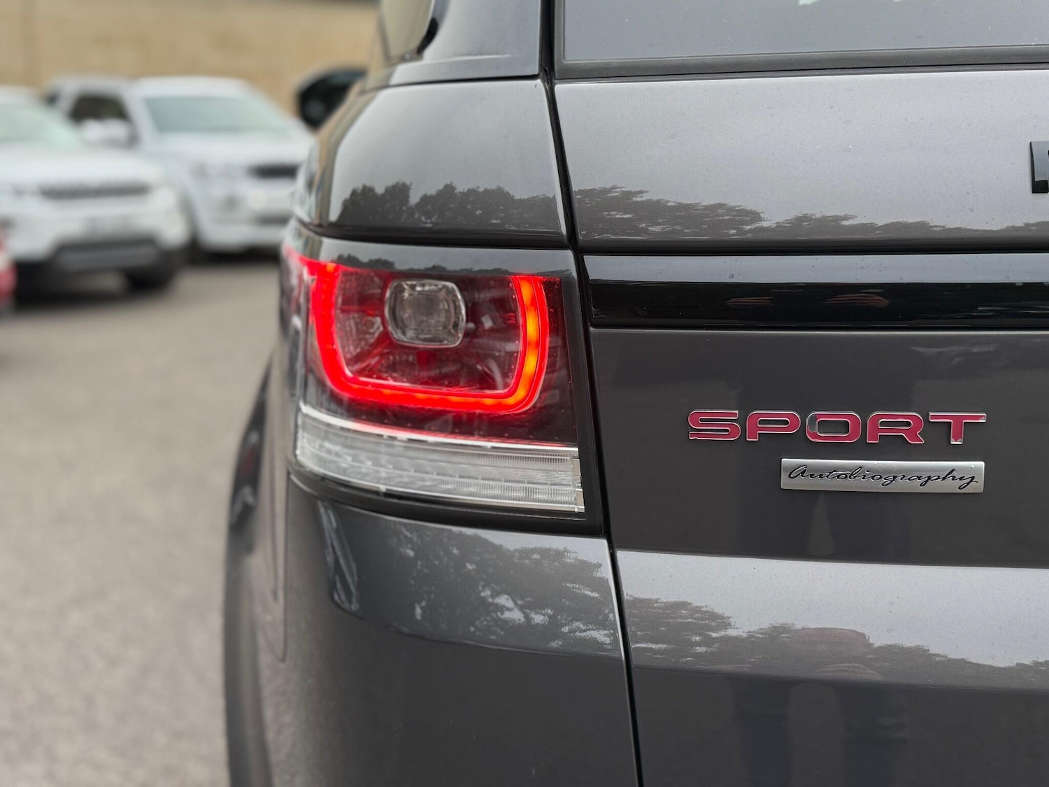 Used Land Rover Range Rover Sport 2016 for sale - 76398077: Photo 16