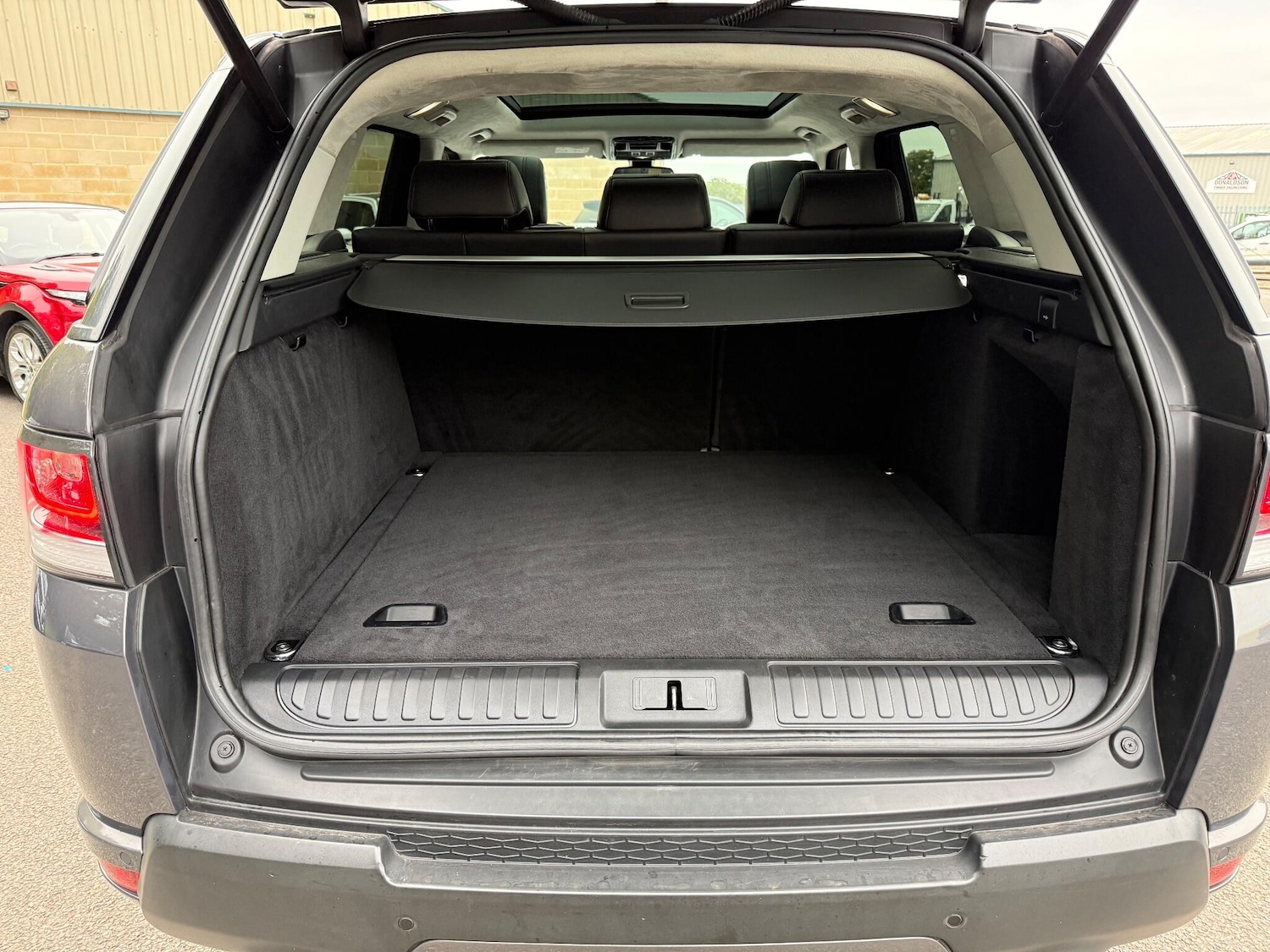 Used Land Rover Range Rover Sport 2016 for sale - 76398077: Photo 30